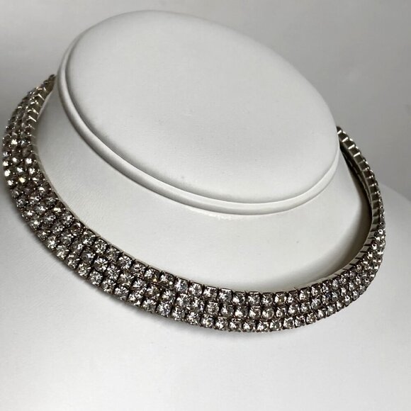 Rhinestone Choker Necklace Silver Tone Prong Set Lobster Clasp Adjustable Length - Picture 1 of 8